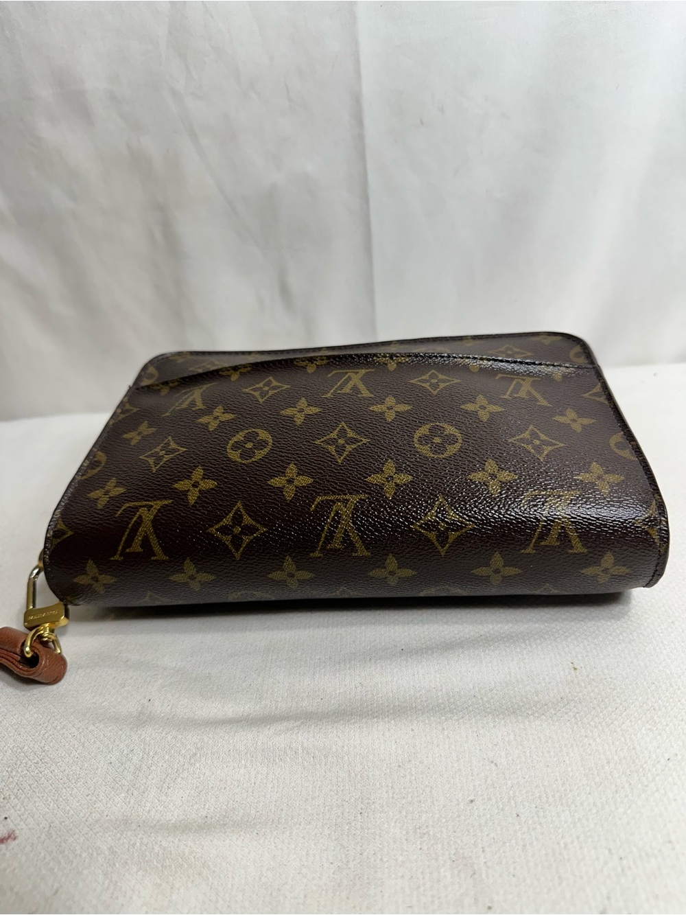 Louis Vuitton Clutch Bag - Picture 6 of 12